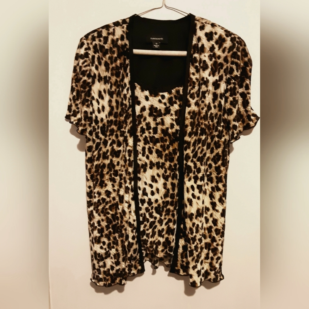 2 pc Animal Print Pantsuit